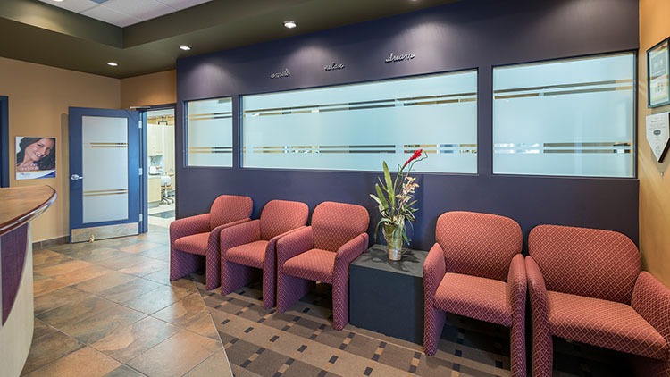 Whitemud dental Centre waiting area